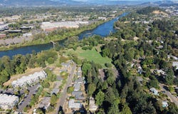 Lombard Ln, Eugene, OR 97404