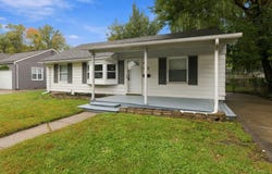 26641 Academy Street, Roseville, MI 48066