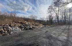 475 S Delaware Drive, Williams Twp, PA 18042