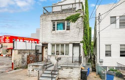 1011 Banner Ave, Brooklyn, NY 11235