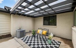 436 S Waverly Dr, Wichita, KS 67218-1740
