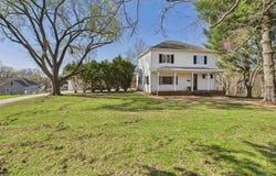 1050 Main St, Hamilton, IL 62341