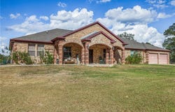 1102 Private Road 2332, Giddings, TX 78942