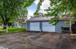 302 E Church Street, Laurel, IA 50141