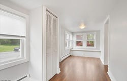 19 Spring St, Ogdensburg Boro, NJ 07439-1207