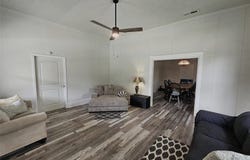 210 E Navasota Street, Groesbeck, TX 76642