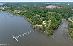 Savannah Estates Boulevard, Biloxi, MS 39532
