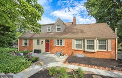 125 S HILLS DRIVE, HERSHEY, PA 17033