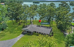 167 VALLEY VIEW CIRCLE, PELL CITY, AL 35128