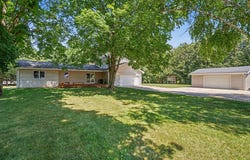 9064 E M20, Hesperia, MI 49421