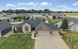 1305 Bradstreet Drive, O'Fallon, IL 62269