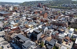 1813 Fox Way, Pittsburgh, PA 15203