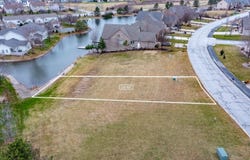 10470 Doubletree Drive S, Crown Point, IN 46307