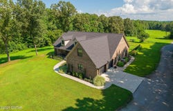 28 John Neal Road, Bradford, TN 38316