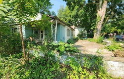 314 E Gilmore Street, Angola, IN 46703-1538