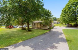 4334 CARLISLE ROAD, GARDNERS, PA 17324