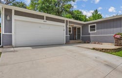 4409 Sussex Drive, McHenry, IL 60050