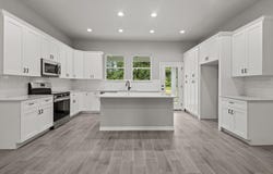 1190 Pine St, Vidor, TX 77662