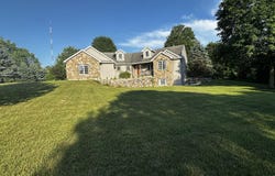 5752 Windsong Drive, Delton, MI 49046
