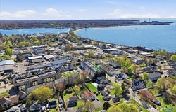 38 Hope Street, East Lyme, CT 06357