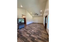 429 E South Street, Mountain Grove, MO 65711
