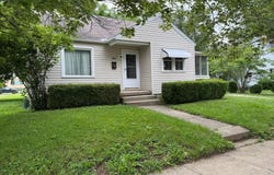 198 N Oak Street, London, OH 43140