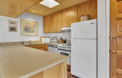 88 Comanche Road, El Prado, NM 87529