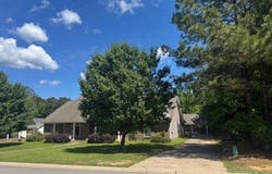 128 University Heights Drive, Monticello, AR 71655