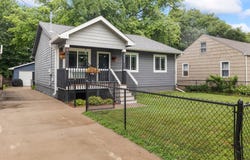 4034 6th Avenue, Des Moines, IA 50313
