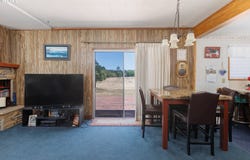 40028 LACOMB Dr, Lebanon, OR 97355