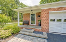 10 Werner Avenue, Bethlehem, NY 12054