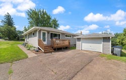 37 E Redwing St, Duluth, MN 55803