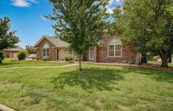 1485 S Village Lane, Bolivar, MO 65613