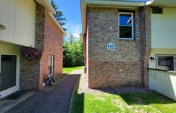 195 Ledgewood Circle, Burlington, VT 05401