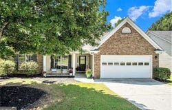 4020 Mcpherson, Acworth, GA 30101