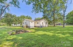 1038 Johnsontown Road, Thomasville, NC 27360