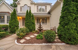 602 Preston Village Way, Cary, NC 27519
