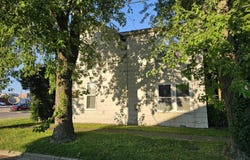 321 W McMackin Street, Salem, IL 62881