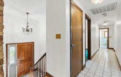 8 Gigante Dr, Stoneham, MA 02180