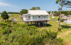 41198 SEA GULL DR, QUINBY, VA 23423