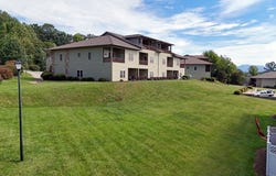 1724-h Watercrest Way, Hiawassee, GA 30546