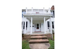 405 E 2nd Street, Farmville, VA 23901