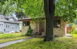 2825 Mckinley Street NE, Minneapolis, MN 55418
