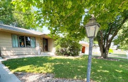 513 S Dobson St, Mitchell, SD 57301