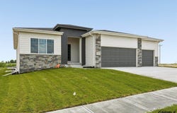 21907 McClellan Drive, Gretna, NE 68028