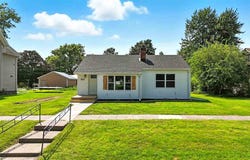1103 N Iowa Ave, IA 52353