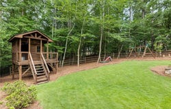 1085 Beacon Hill Crossing, Alpharetta, GA 30005