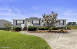 3287 Catherine Lake Road, Chinquapin, NC 28521