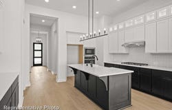 552 Lockhart Street, Waxahachie, TX 75165
