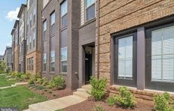 45922 SWALLOW TERRACE, STERLING, VA 20165